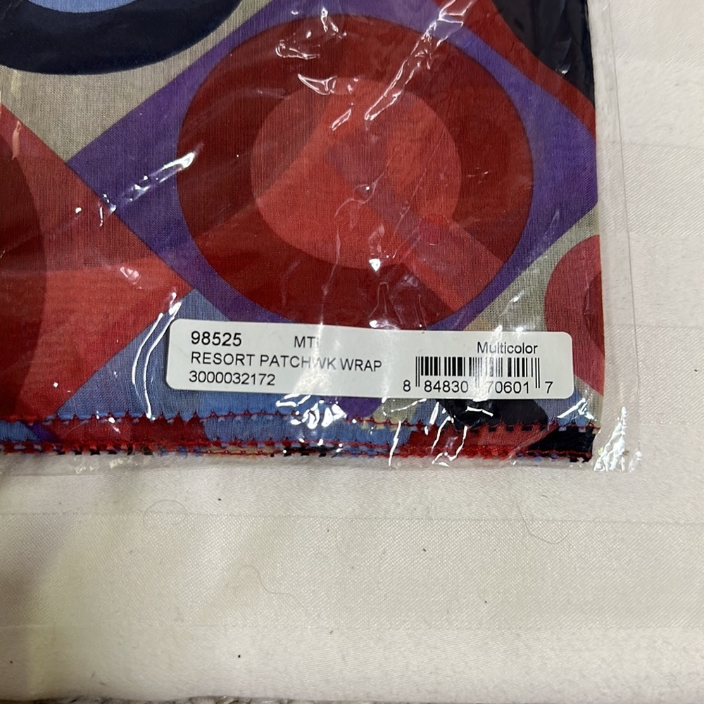New in package Coach Op Art resort scarf 98525 - Picture 3 of 4